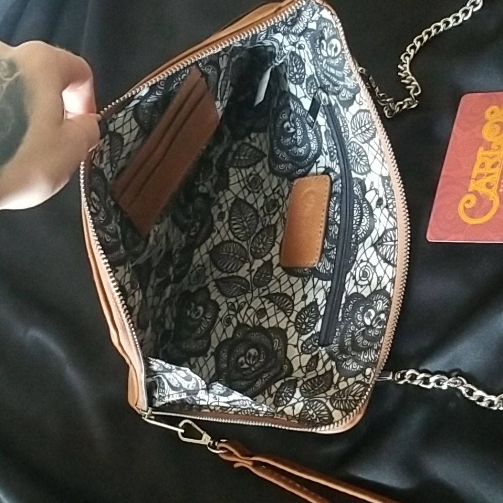 Carlos Santana veagan Leather clutch - Picture 7 of 11